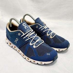On Cloud Cloud 5 Running Shoes Denim Blue White Performance Shoes Women's Size 9